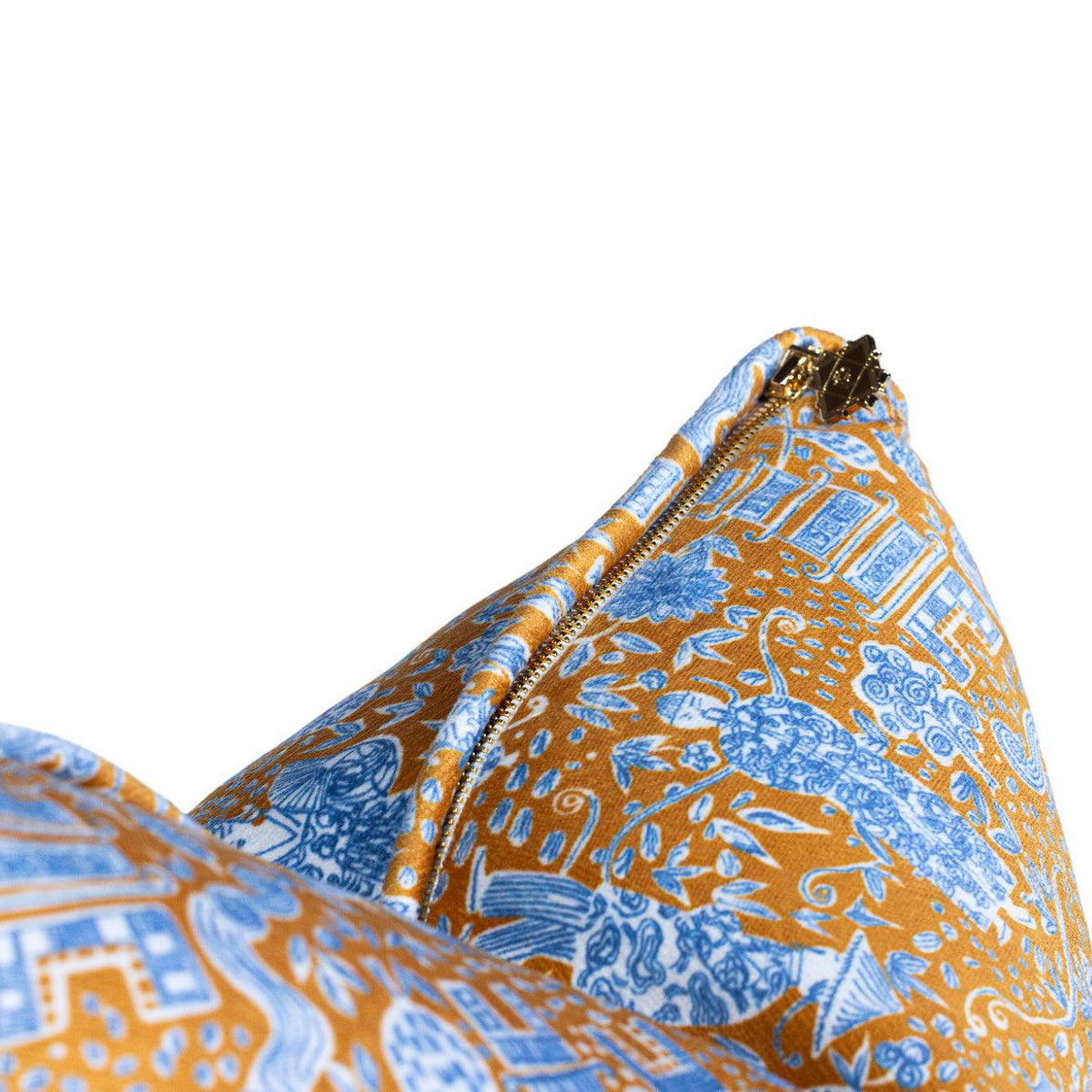 Ganni Sunbaked | Chinoiserie Throw Pillow