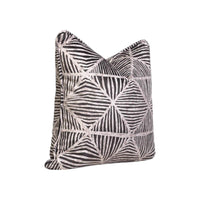 MALI_ONYX_SUARE PILLOW ANGLED