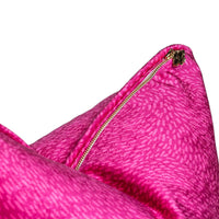 pillow-pink-peacock-20inch-detail