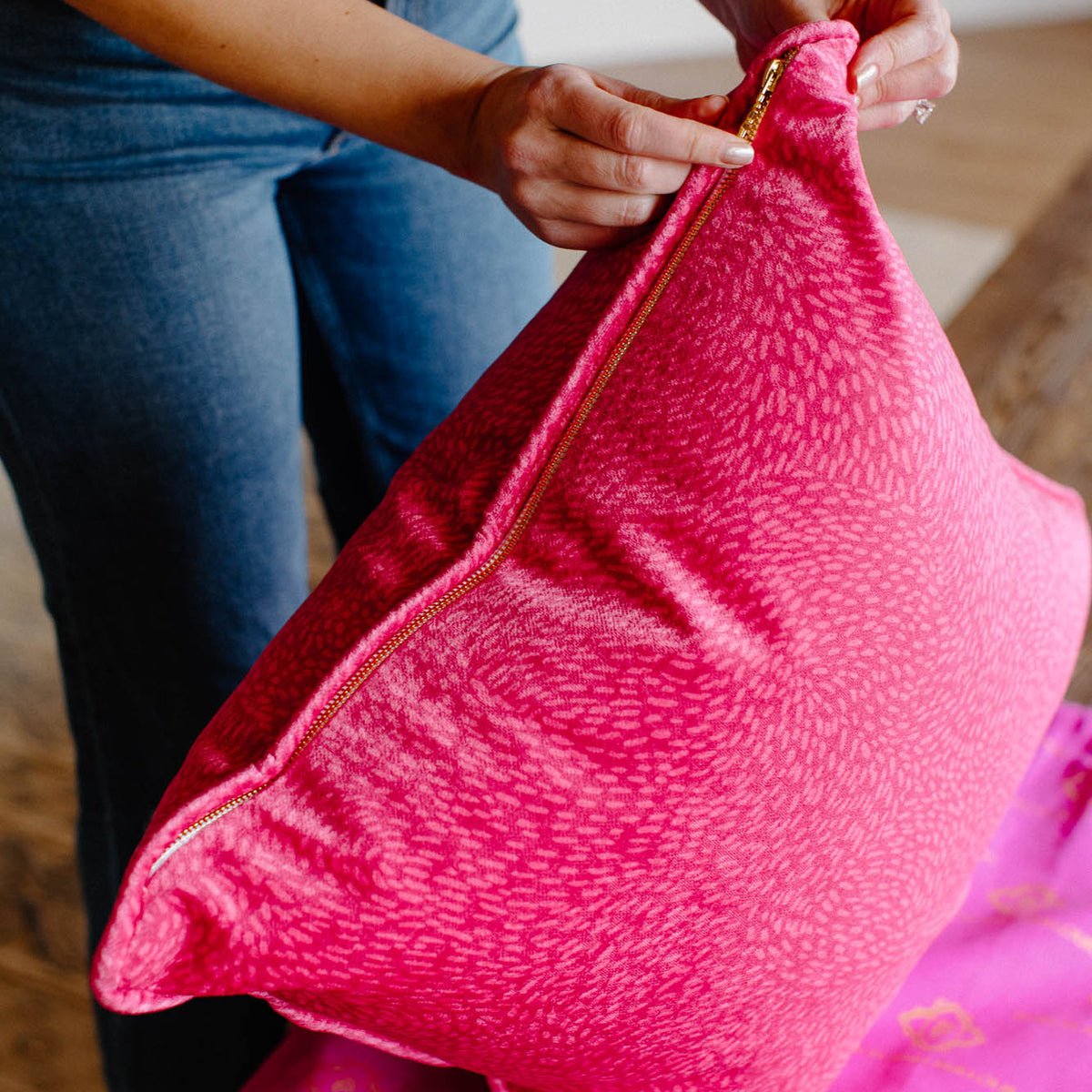 soren pink peacock pillow with zipper